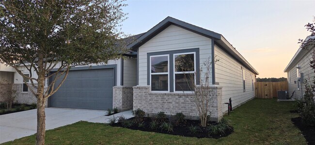 Building Photo - 21827 Black Tulip Ln