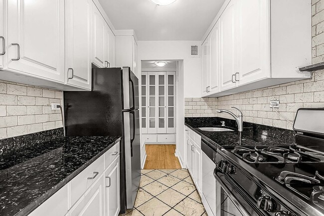 Photo - 1623 3rd Ave Unit 31G