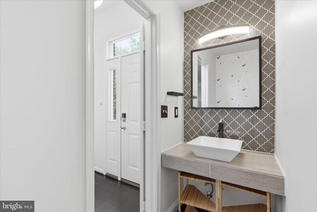 Photo - 7211 Squirrel Run Ct