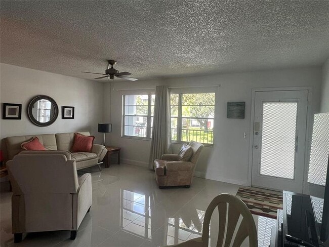 Photo - 1301 SW 134th Way Unit 204B
