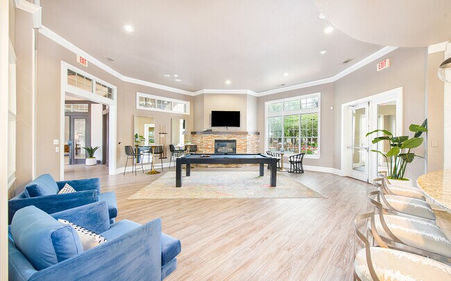 MAA Canyon Pointe