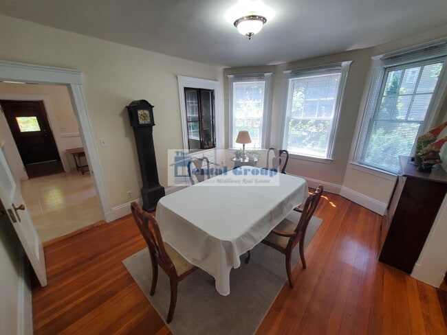 Building Photo - 64 Highland Ave Unit 1 Rental