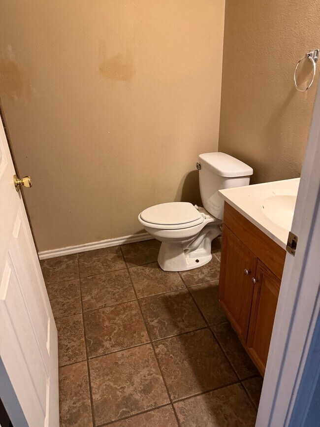 Photo - 750 Bonham St Unit 220