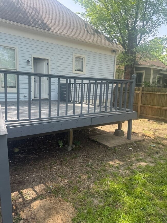 Photo - 2184 Cowden Ave