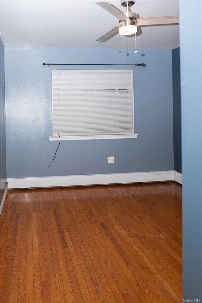 Photo - 10-55 Beach 22nd St Unit 2 fl