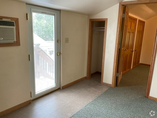 Building Photo - 2121 Cameron Ave Unit 2121 Rental