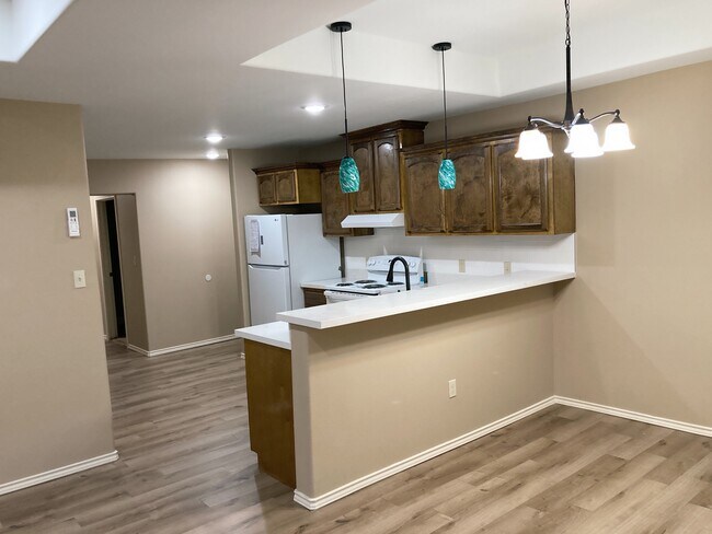 Photo - 2113 W Barcelona Ave