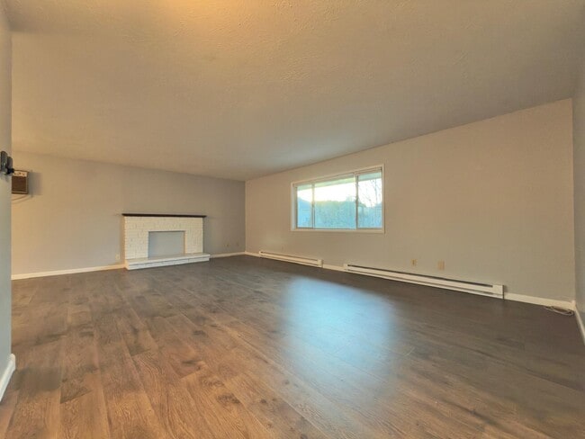 Photo - 1307 E 30th Ave Unidad 1