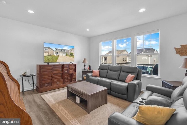 Photo - 1017 Coriander Ln