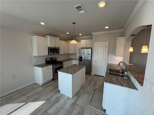 Photo - 4401 W Havana Ave