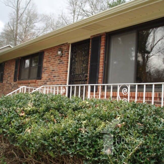 Photo - 27 Flower Dr