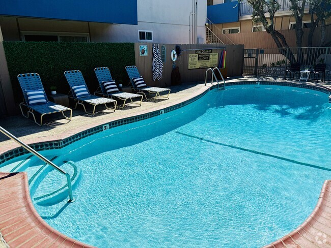 Building Photo - Ocean Villas Apartments