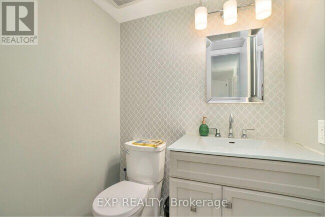 Photo - 6667 Bilberry Dr.