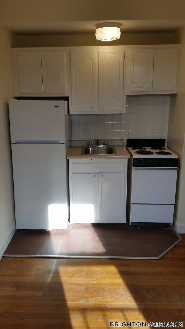 Photo - 164 N Beacon St Unit 23