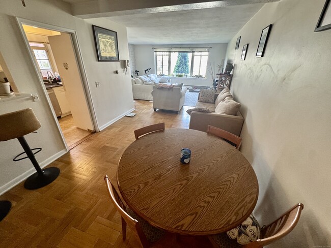 Photo - 30 Outlook Ave Unidad APT 105