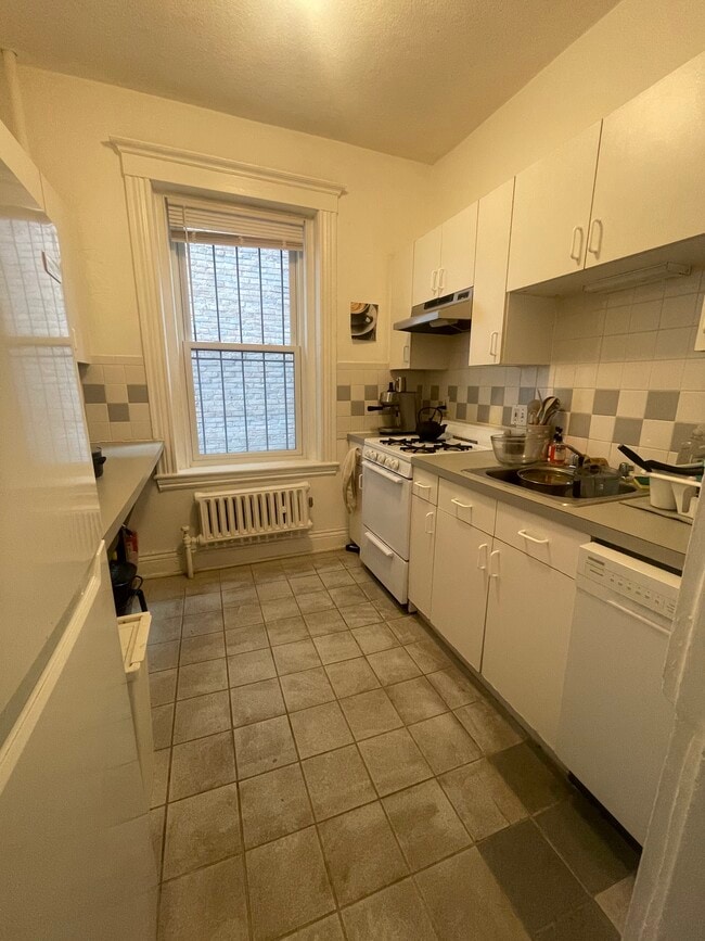 Building Photo - 7 Lothian Rd Unit 3 Rental
