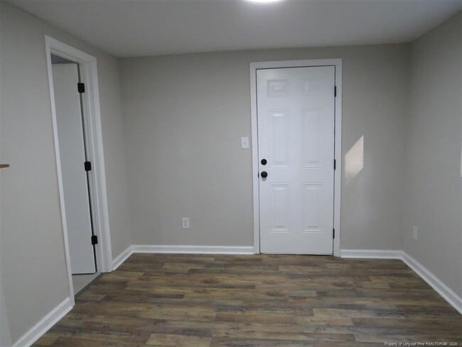 Photo - 1613 Halsey Loop