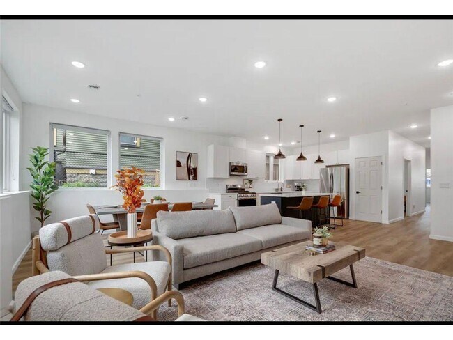 Photo - 3310 Lyndale Ave S