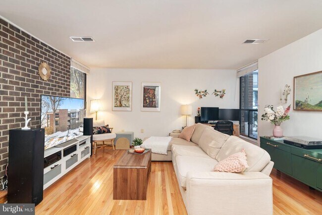 Photo - 2110 Bonnywood Ln Unit 3-102