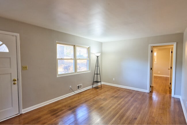 Photo - 4669 Lawrenceville Hwy