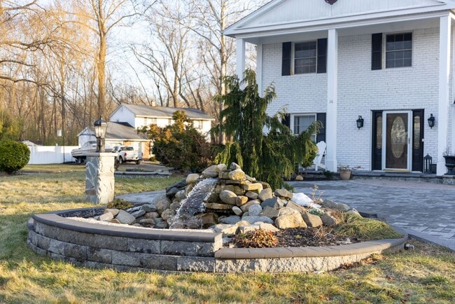 Photo - Sophisticated 4 bedroom Home in Coram for rent.