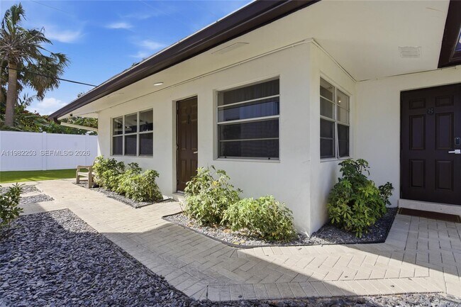 Photo - 1301 NE 16th Terrace Unit 9