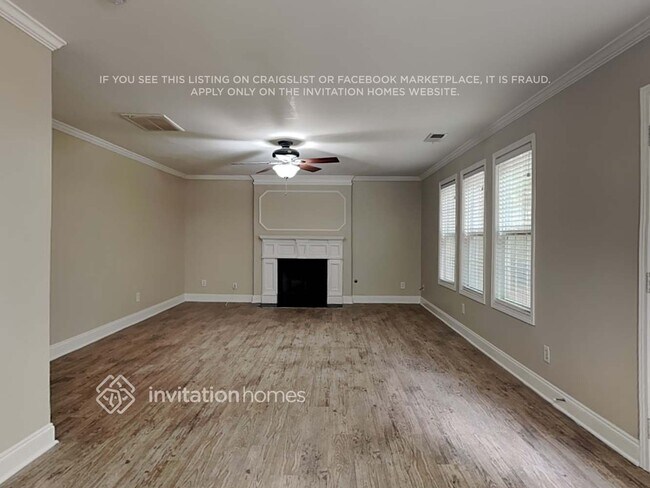 Photo - 6410 Woodlore Trail NW