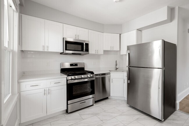 Building Photo - 517 Washington St Unit 2 Rental