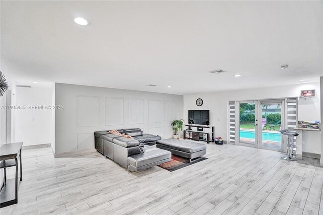 17000 NW 18th Ave
