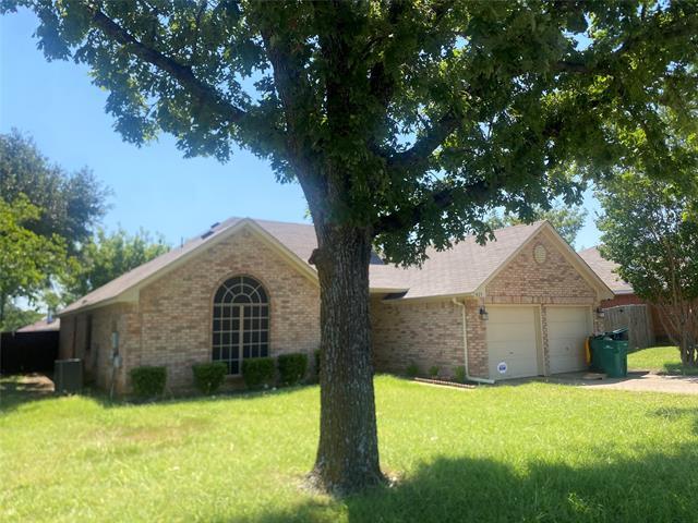 Building Photo - 825 Springfield Dr