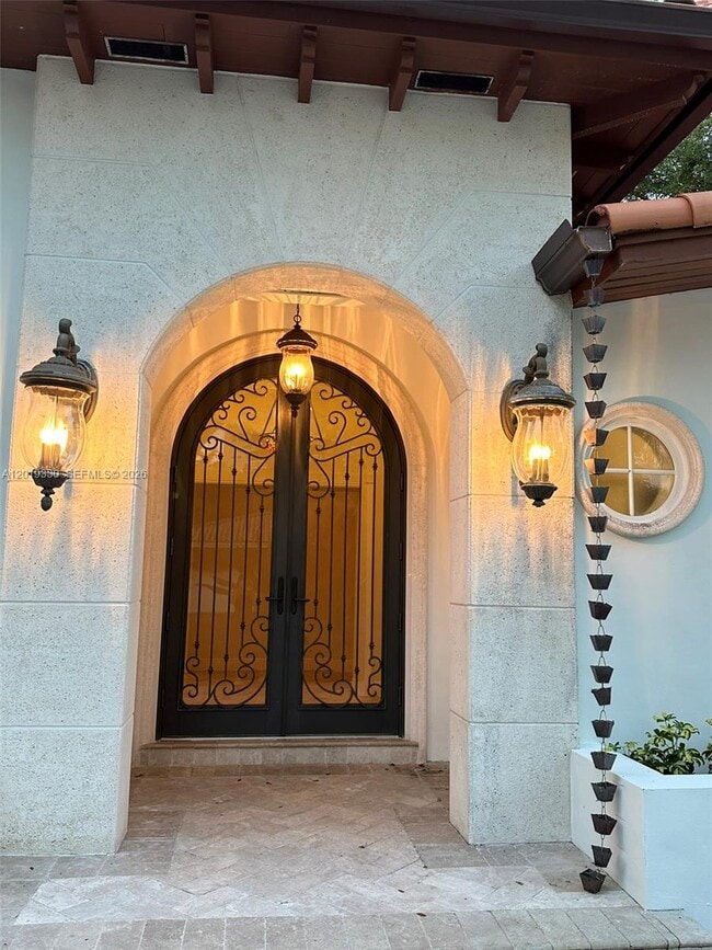 Photo - 125 W Sunrise Ave
