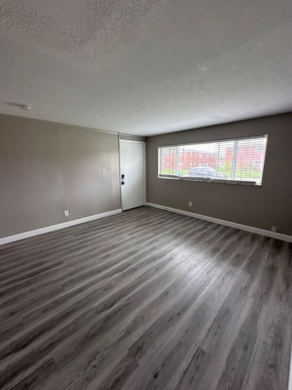 Photo - 3597 Cushing Dr Unit A