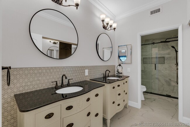 Photo - 6241 Pointe Regal Cir Unit 402