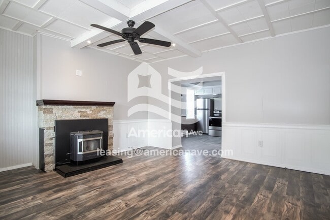Photo - 914 Western St