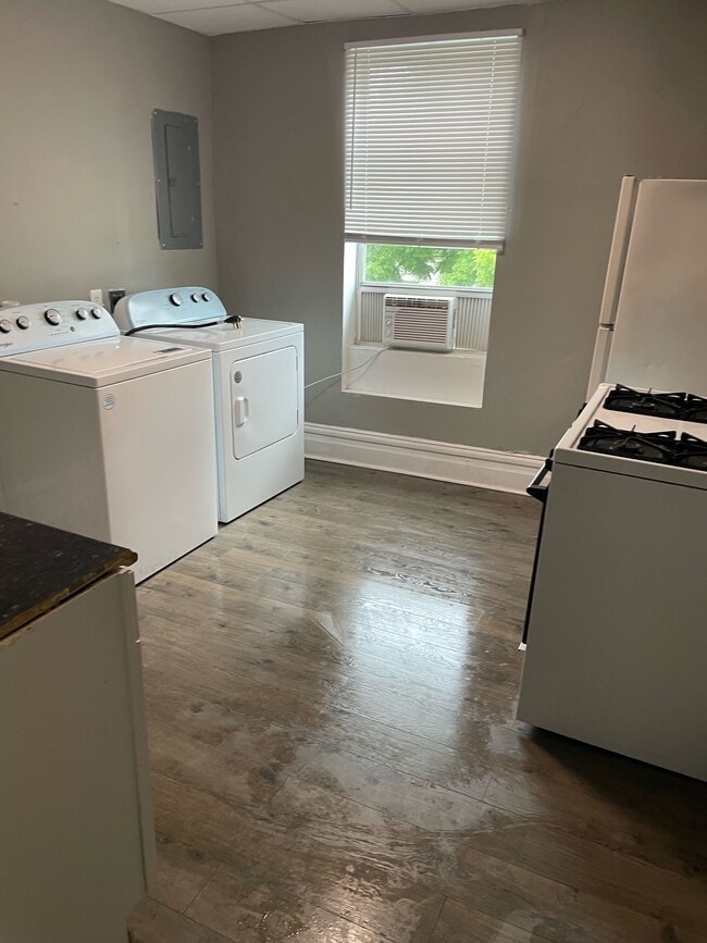Photo - 428 13th St Unit 428.5