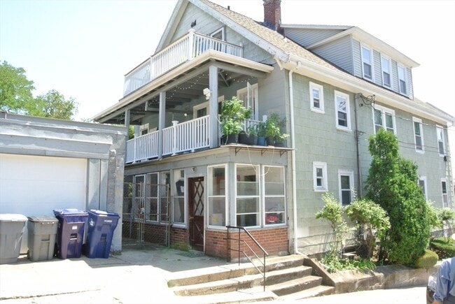 Building Photo - 58 S Crescent Circuit Unit 2