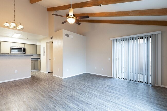 Lion Tempe Apartments