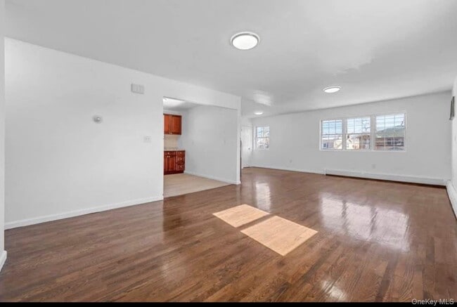 Photo - 147-20 223rd St Unit 1 Floor 1R