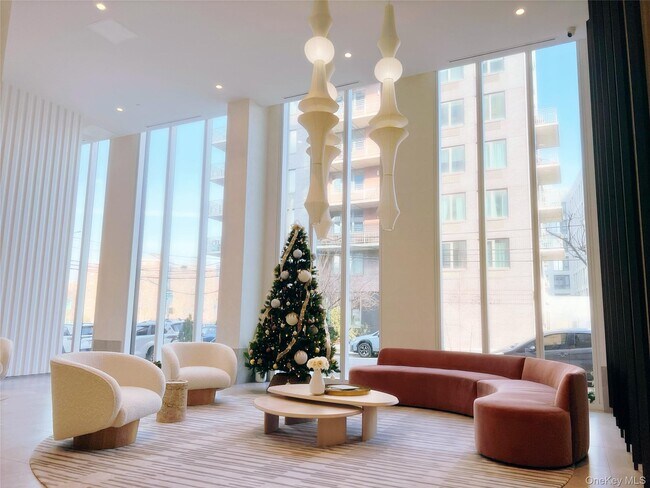 Photo - 30-55-55 Vernon Blvd Unidad 6G