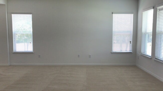 Photo - 5 Bedroom at West side Village at Heart of Windermere