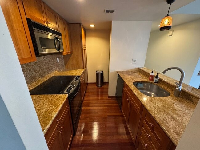 Photo - Beautiful 2-Bedroom Condo in Queen Village