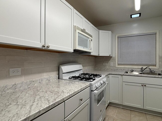 Photo - 128 S Hale Ave