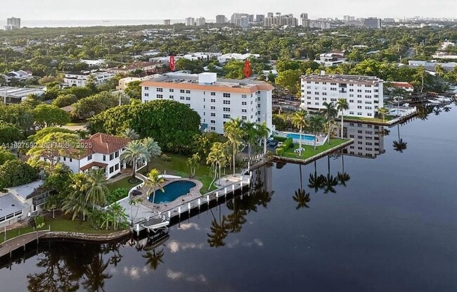 Photo - 1881 Middle River Dr Unit 403