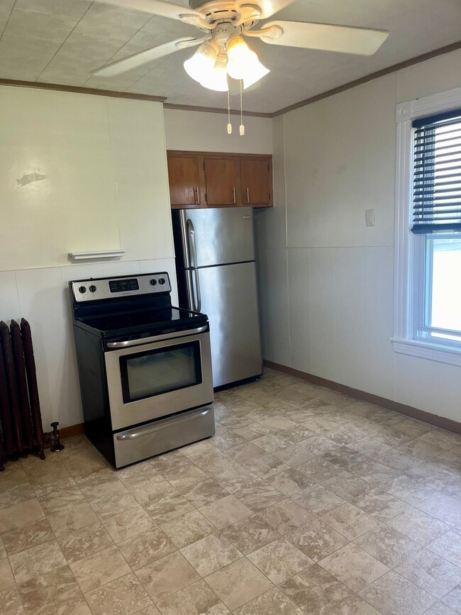Photo - 625-627 Pleasant Ave Unit 625 FL2