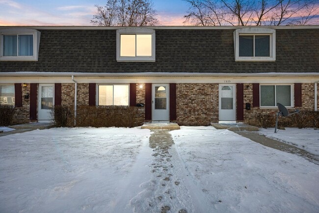 Photo - 1533 McKool Ave