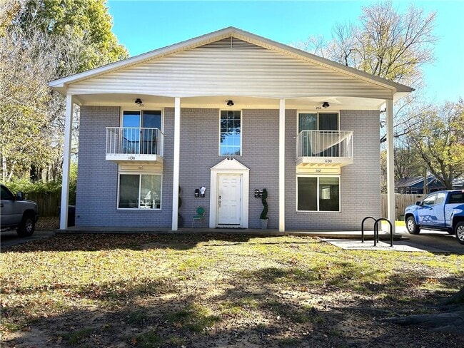 Building Photo - 1130 N Turner Ave Unit 102