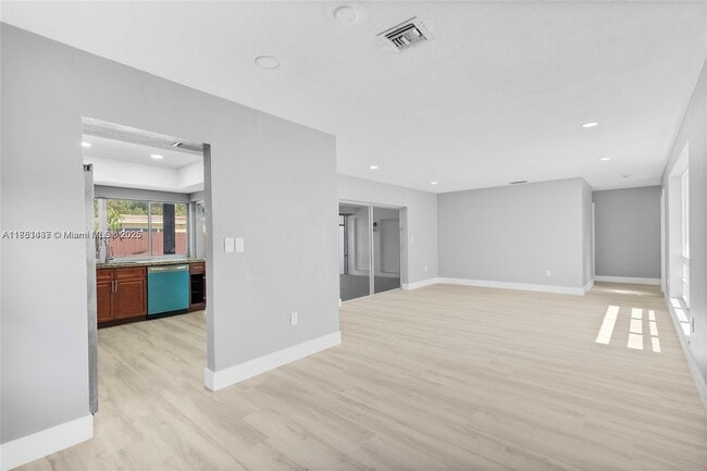 Photo - 7773 Coral Blvd