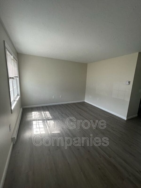 Photo - 37 Indian Brook Cir