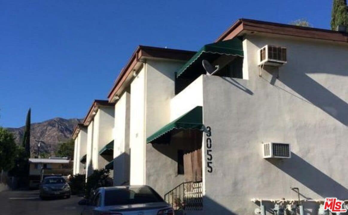 Photo - 3055 Foothill Blvd Unit 9