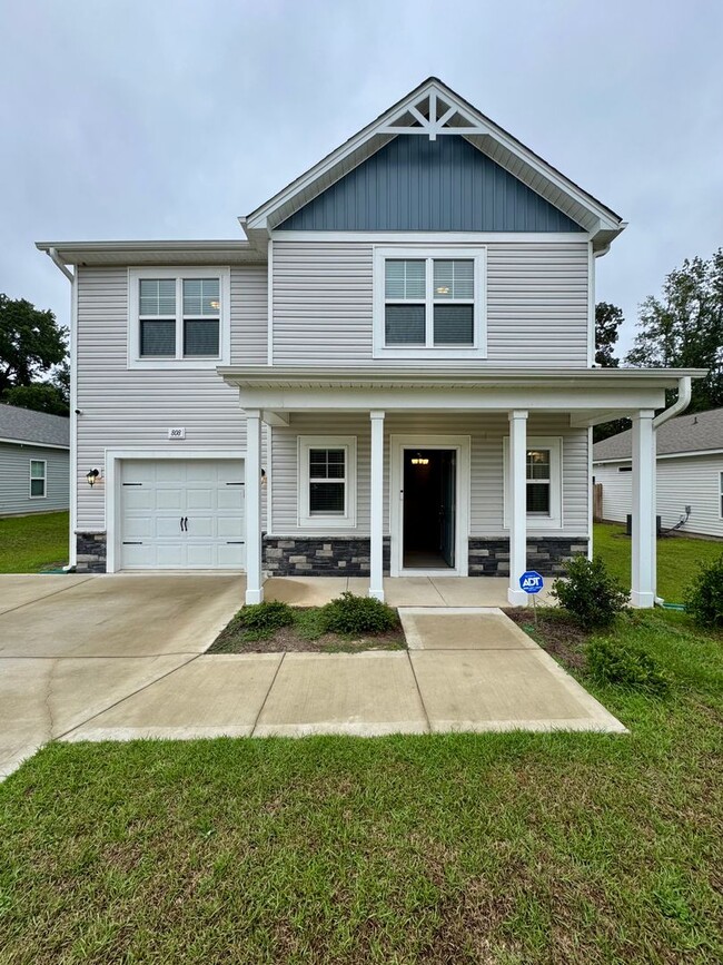Building Photo - Raeford Downtown Rental